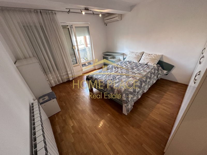 Дава под наем 3-СТАЕН, гр. Варна, Център, снимка 8 - Апартаменти - 52626487