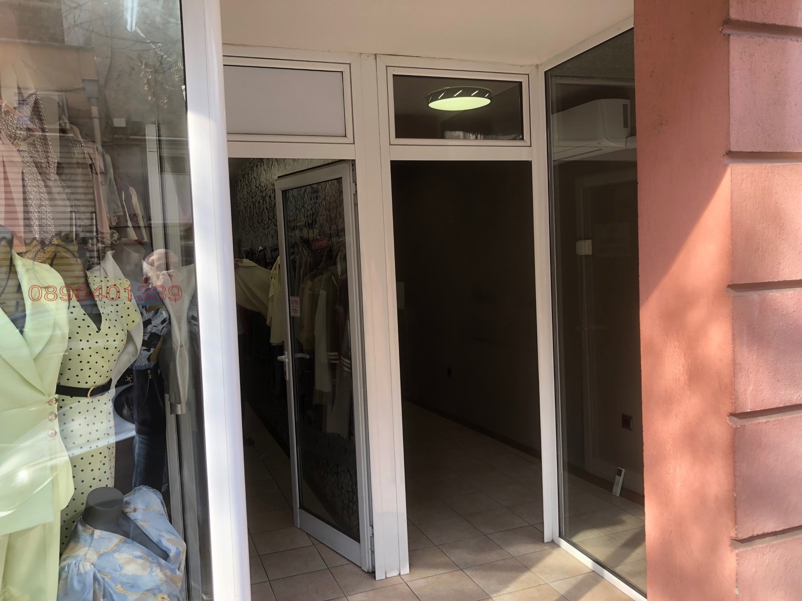 Дава под наем МАГАЗИН, гр. Пловдив, Център, снимка 2 - Магазини - 54363447