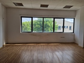 Ufficio Industrialna zona - Zapad, Pleven