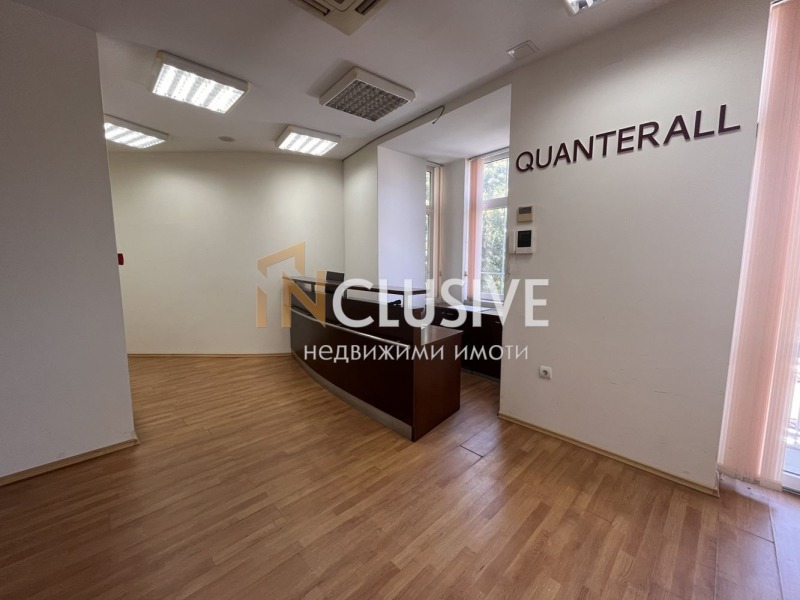 Дава под Наем ОФИС в град Варна, Операта - 330 кв.м / 3 300 € » 6 454.24 лв., ИНКЛУЗИВ ВАРНА