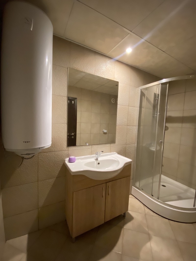Kiadó  2 hálószobás Burgas , Slavejkov , 76 négyzetméter | 98071367 - kép [7]