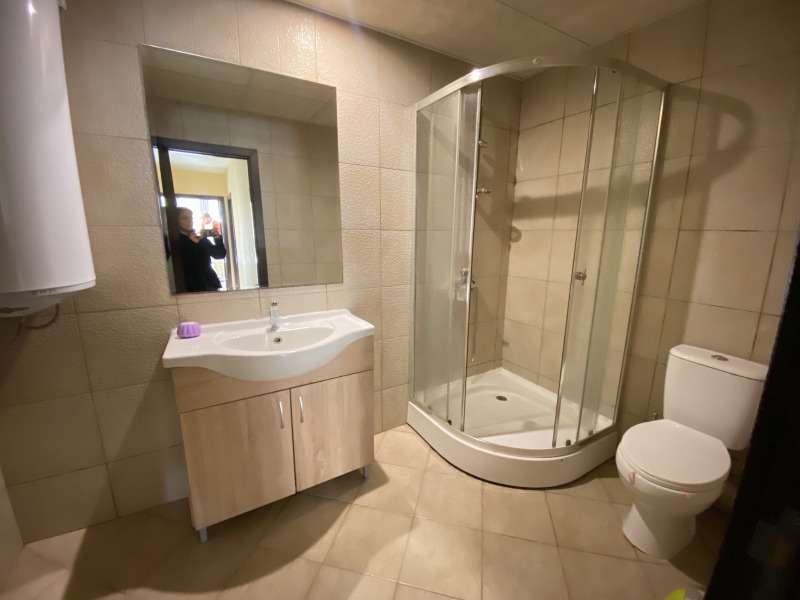 Kiadó  2 hálószobás Burgas , Slavejkov , 76 négyzetméter | 98071367 - kép [8]