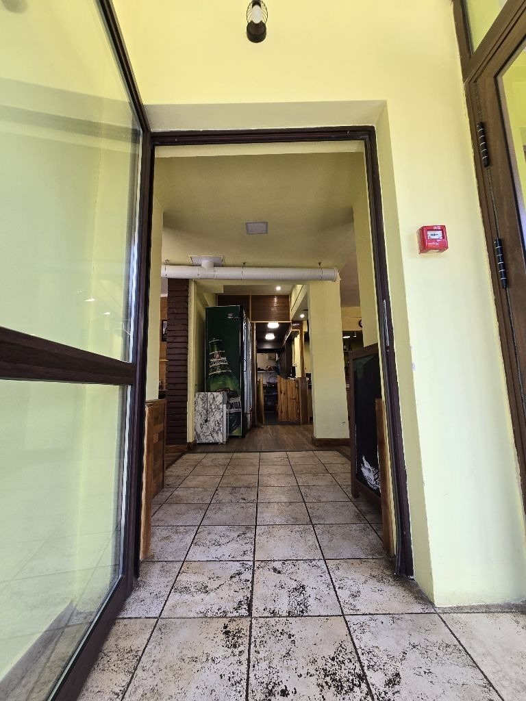 Para alugar  Bar; Cafeteria Sofia , Belite brezi , 220 m² | 68998028 - imagem [11]