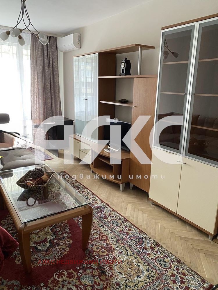 Дава под наем 3-СТАЕН, гр. София, Иван Вазов, снимка 2 - Апартаменти - 53614653