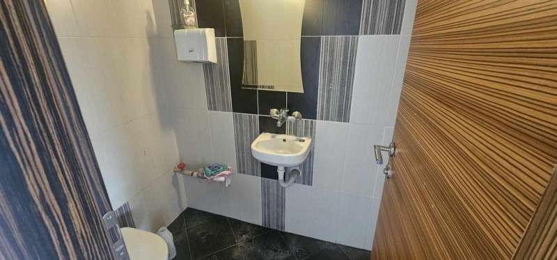 В аренду  Офис Кърджали , Център , 42 кв.м | 27701533 - изображение [3]
