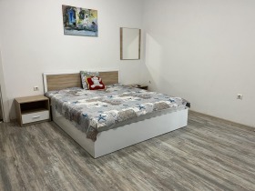 1 Schlafzimmer Zentar, Burgas 4