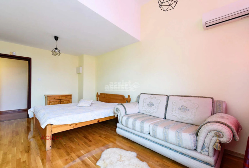 Издаје се  2 спаваће собе Софија , Хладилника , 200 м2 | 79331717 - слика [11]