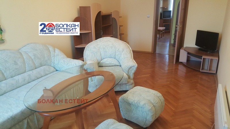 En renta  3 dormitorios Veliko Tarnovo , Tsentar , 100 metros cuadrados | 35466939