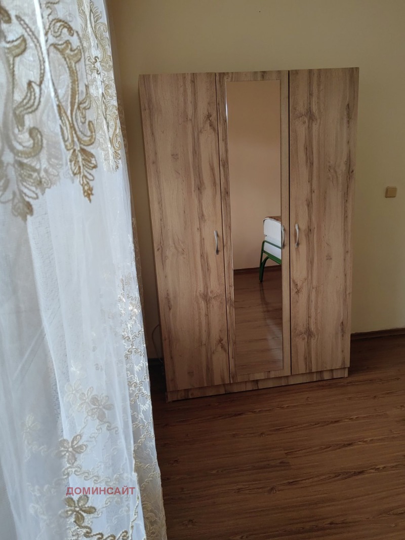 Дава под наем 3-СТАЕН, гр. Перник, Изток, снимка 12 - Апартаменти - 52690795