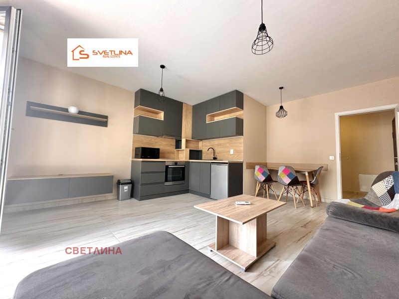 Do wynajęcia  1 sypialnia Sofia , Zona B-5-3 , 65 mkw | 53530288