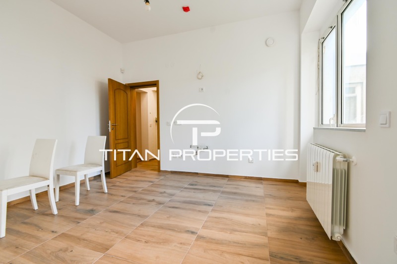 K pronájmu  3+ ložnice Sofia , Doktorski pametnik , 108 m2 | 24496636 - obraz [16]