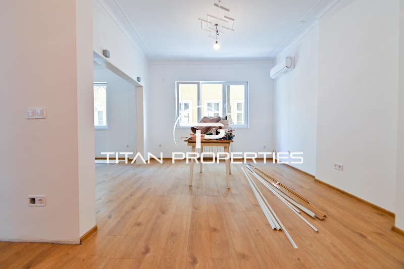 K pronájmu  3+ ložnice Sofia , Doktorski pametnik , 108 m2 | 24496636