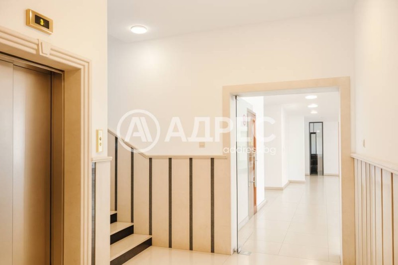 Kiralık  3+ yatak odası Sofia , Iztok , 160 metrekare | 35112671 - görüntü [12]