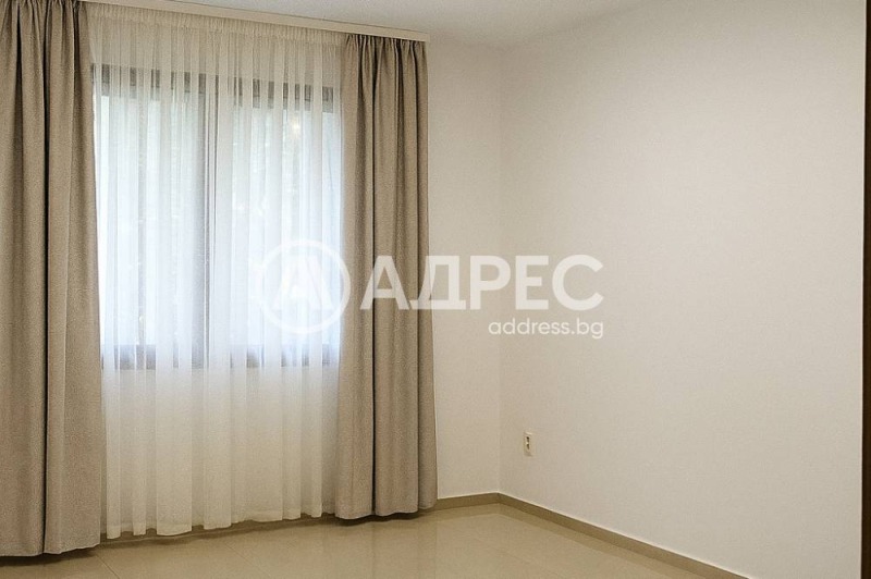 Kiralık  3+ yatak odası Sofia , Iztok , 160 metrekare | 35112671 - görüntü [10]