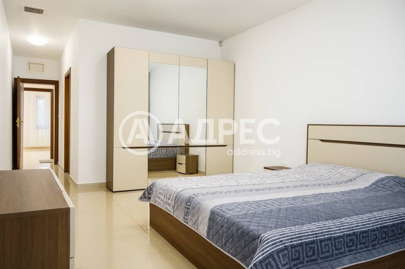 Kiralık  3+ yatak odası Sofia , Iztok , 160 metrekare | 35112671 - görüntü [4]