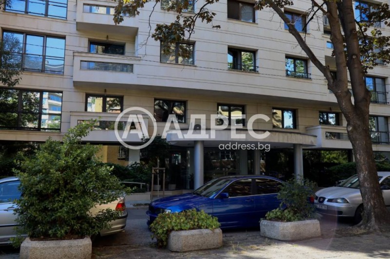 Kiralık  3+ yatak odası Sofia , Iztok , 160 metrekare | 35112671 - görüntü [16]