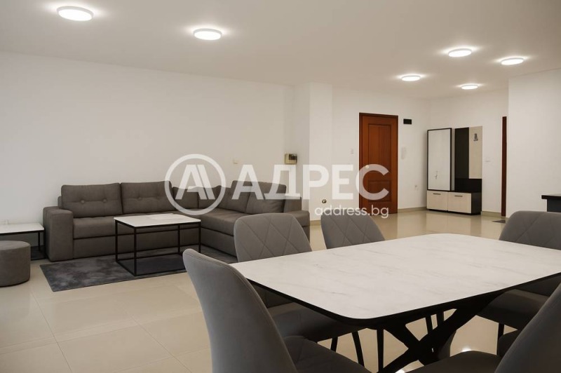Kiralık  3+ yatak odası Sofia , Iztok , 160 metrekare | 35112671