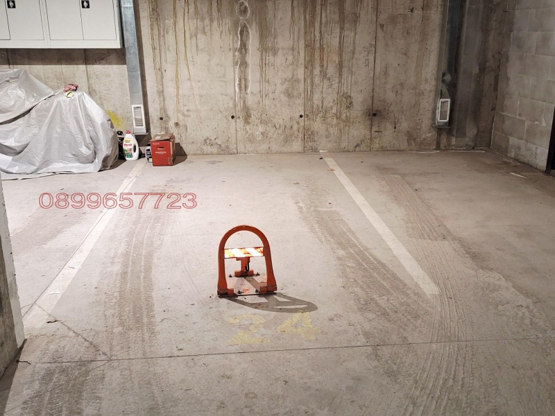 Дава под наем ГАРАЖ, ПАРКОМЯСТО, гр. София, Сухата река