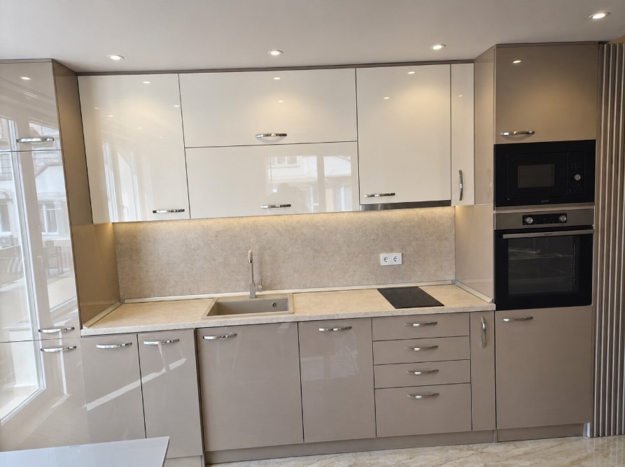 Дава под наем 3-СТАЕН, гр. София, Център, снимка 4 - Апартаменти - 54363506