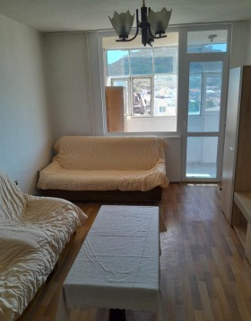 1 ložnice Mladežki Chalm, Plovdiv