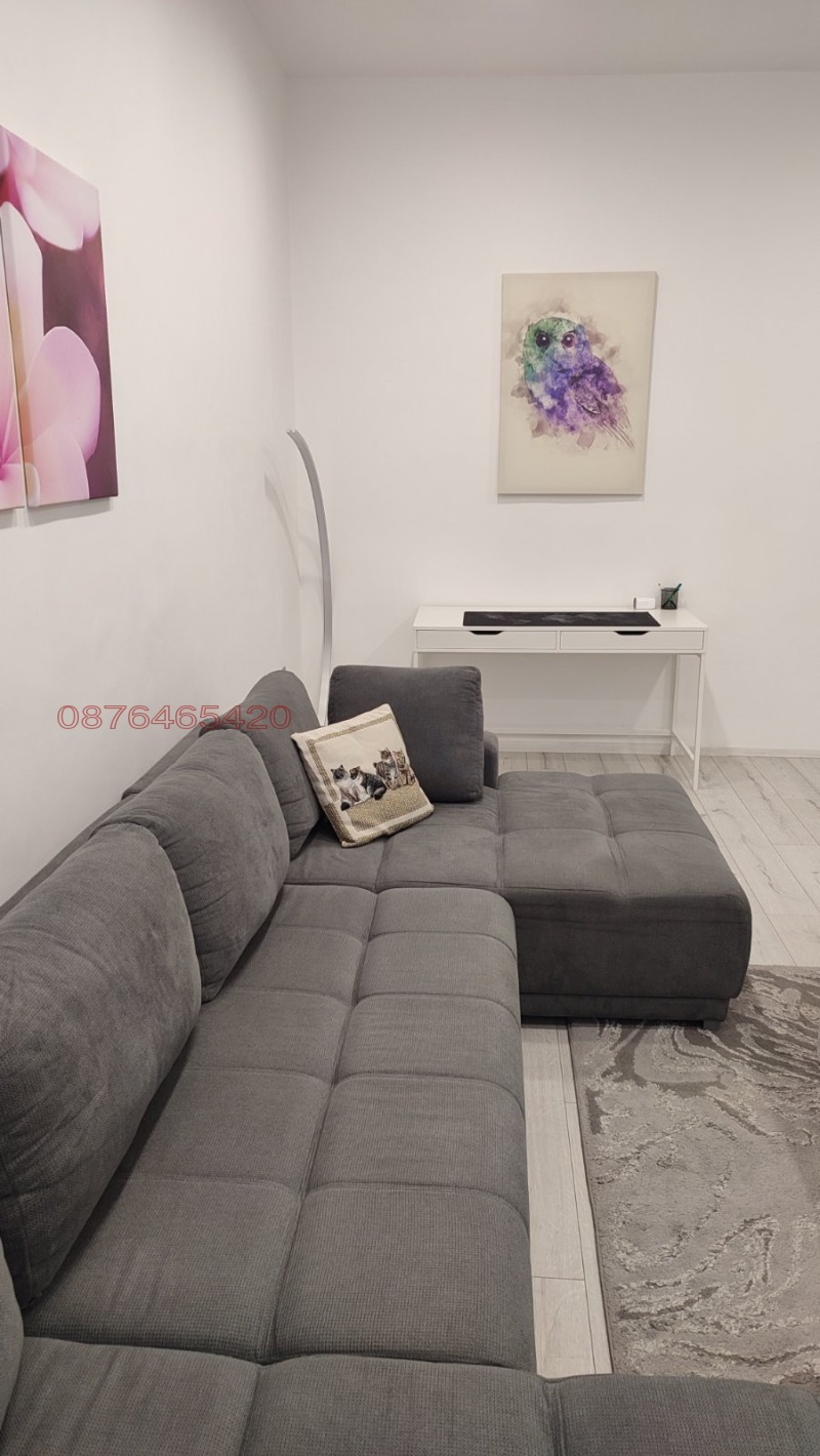 Дава под наем ЕТАЖ ОТ КЪЩА, гр. Варна, Център, снимка 3 - Етаж от къща - 52785238