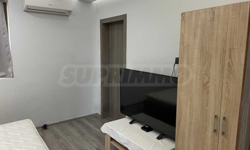 De inchiriat  2 dormitoare Varna , Briz , 160 mp | 70789493 - imagine [9]