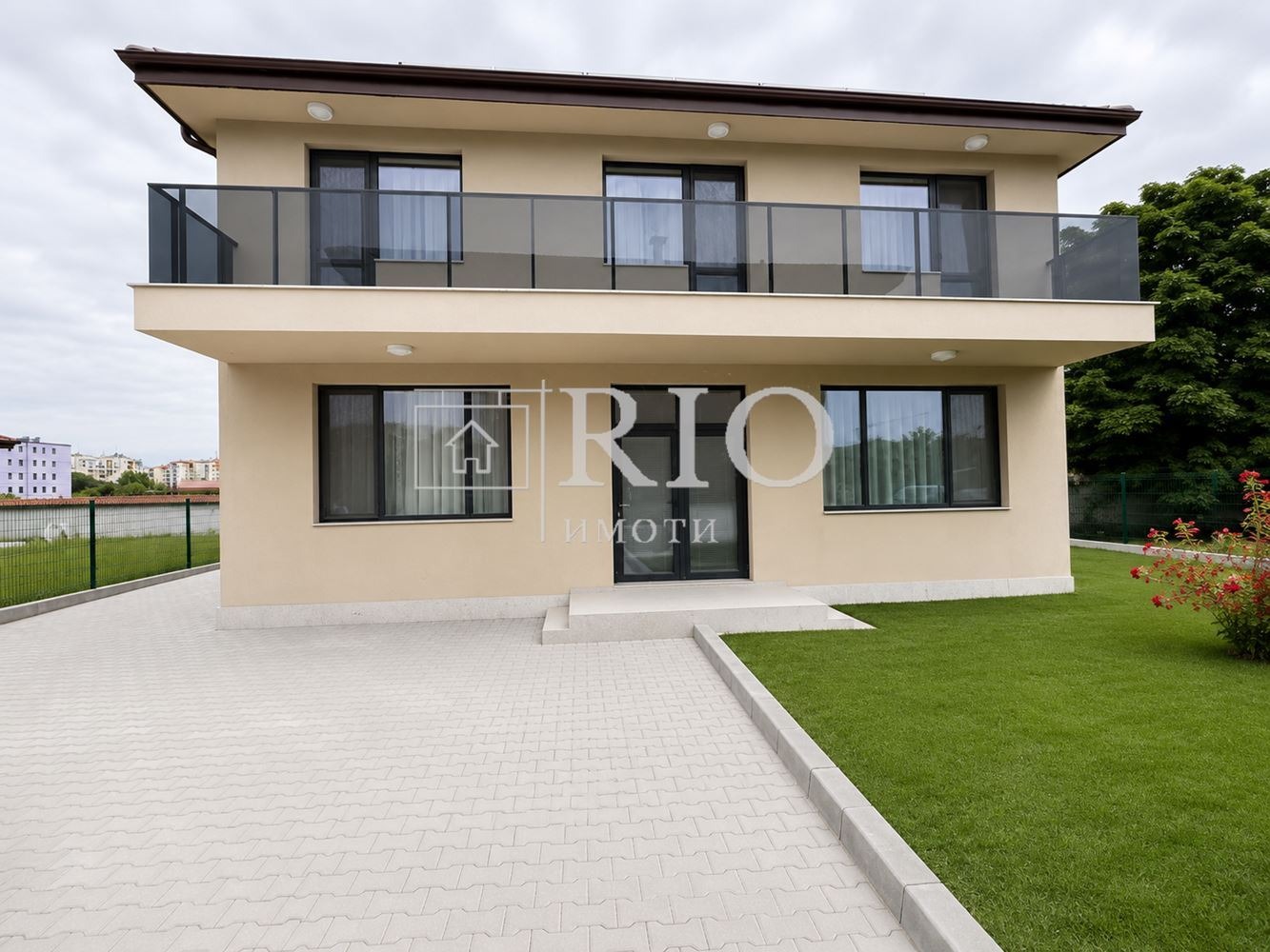 Дава под наем КЪЩА, гр. Пловдив, Беломорски, снимка 2 - Къщи - 56706769