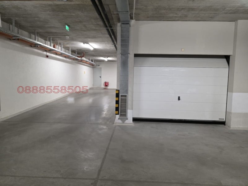 De inchiriat  Garaj Sofia , Crâstova vada , 20 mp | 81803602 - imagine [3]