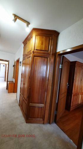 ���� ��� ���� 3-����� | Imot.bg � ����� ������ 8