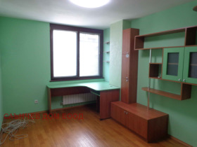 ���� ��� ���� 3-����� | Imot.bg � ����� ������ 12