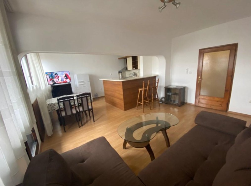 Para alugar  2 quartos Sofia , Hadji Dimitar , 75 m² | 80752487