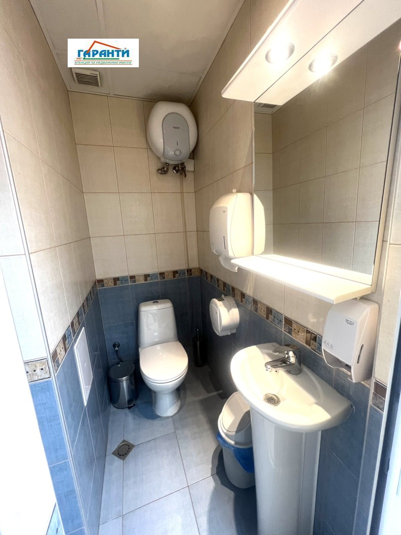 Da affittare  Ufficio Plovdiv , Karshiiaka , 73 mq | 39979378 - Immagine [8]