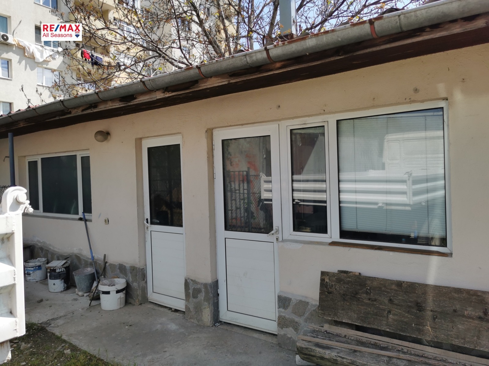 Дава под наем ПРОМ. ПОМЕЩЕНИЕ, гр. Разлог, област Благоевград, снимка 17 - Производствени сгради - 55381930
