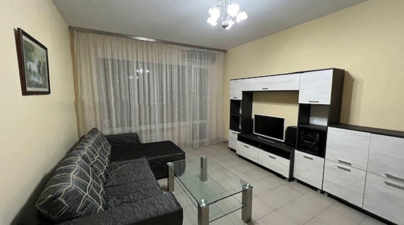 Zu vermieten  1 Schlafzimmer Sofia , Wrabniza 1 , 60 qm | 89200959