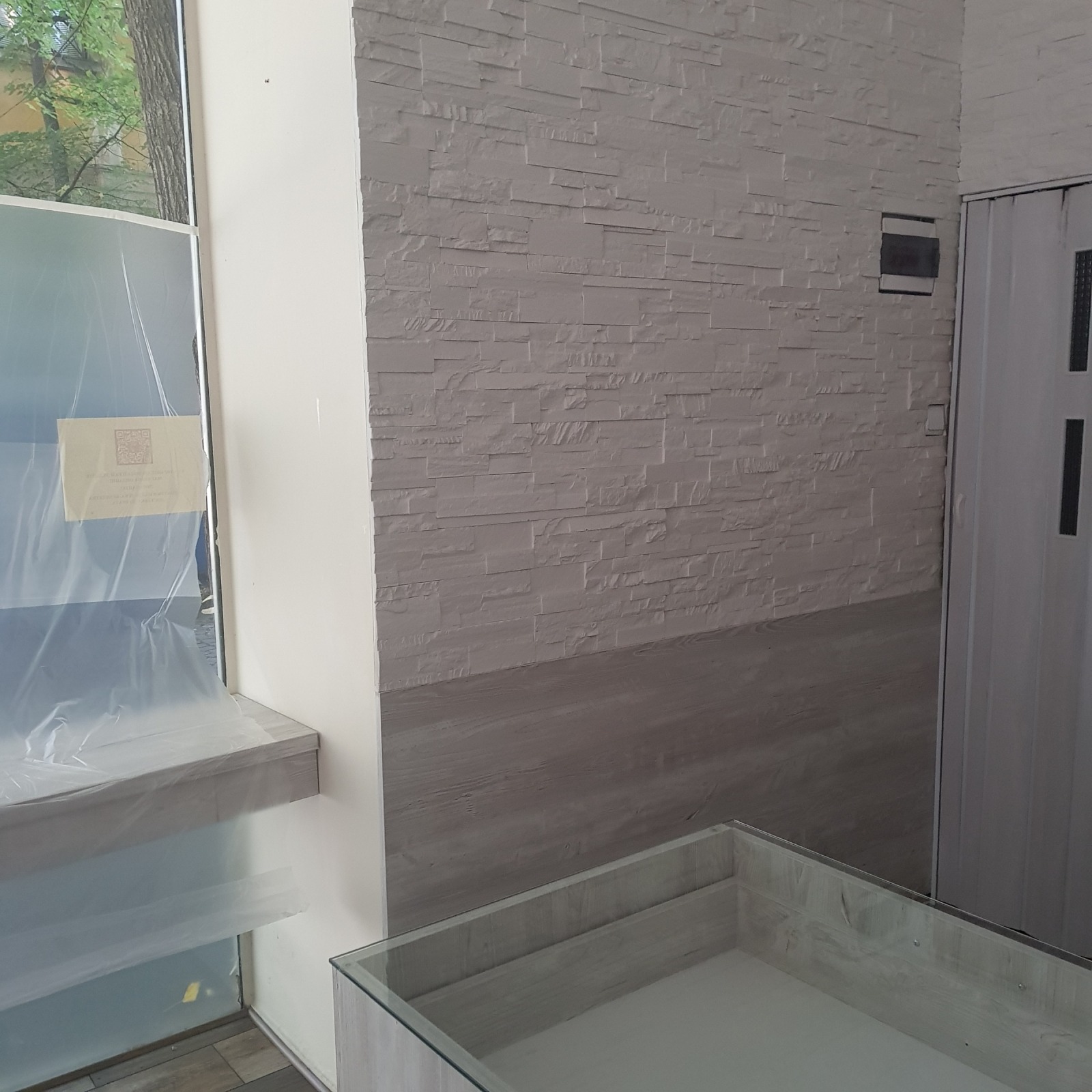 Дава под наем МАГАЗИН, гр. София, Център, снимка 3 - Магазини - 53706444