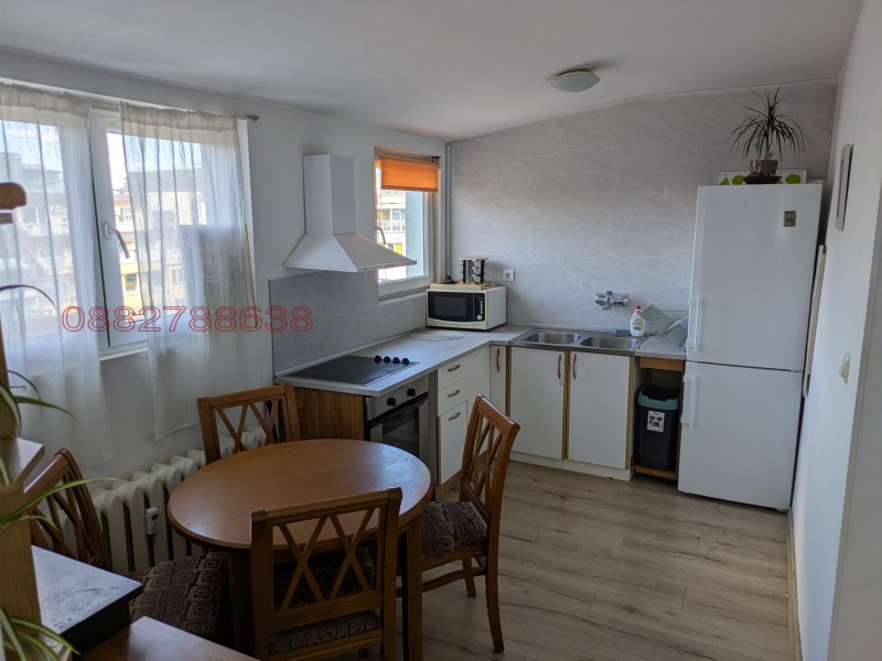 Zu vermieten  2 Schlafzimmer Sofia , Borowo , 102 qm | 44030156 - Bild [2]