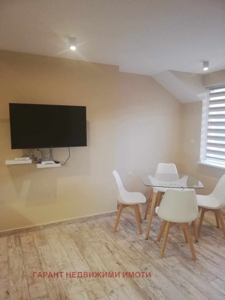 Дава под наем 3-СТАЕН, гр. Габрово, Център, снимка 4 - Апартаменти - 53948559