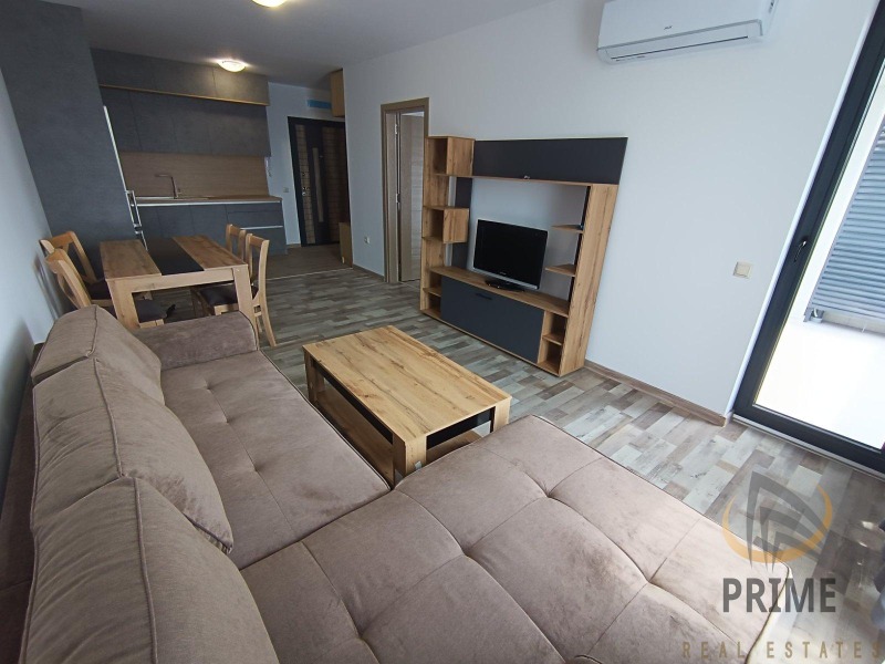 Do wynajęcia  1 sypialnia Burgas , Slawejkow , 67 mkw | 48745246 - obraz [2]