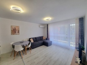 1 chambre Vazrajdane 3, Varna 4