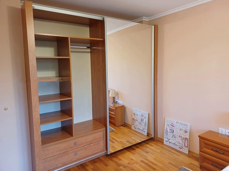 Издаје се  1 спаваћа соба Софија , Захарна фабрика , 68 м2 | 70262918 - слика [8]
