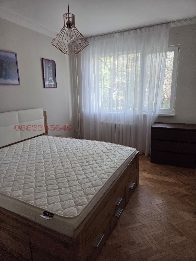 Дава под наем 2-СТАЕН, гр. София, Лозенец, снимка 13 - Апартаменти - 56254577
