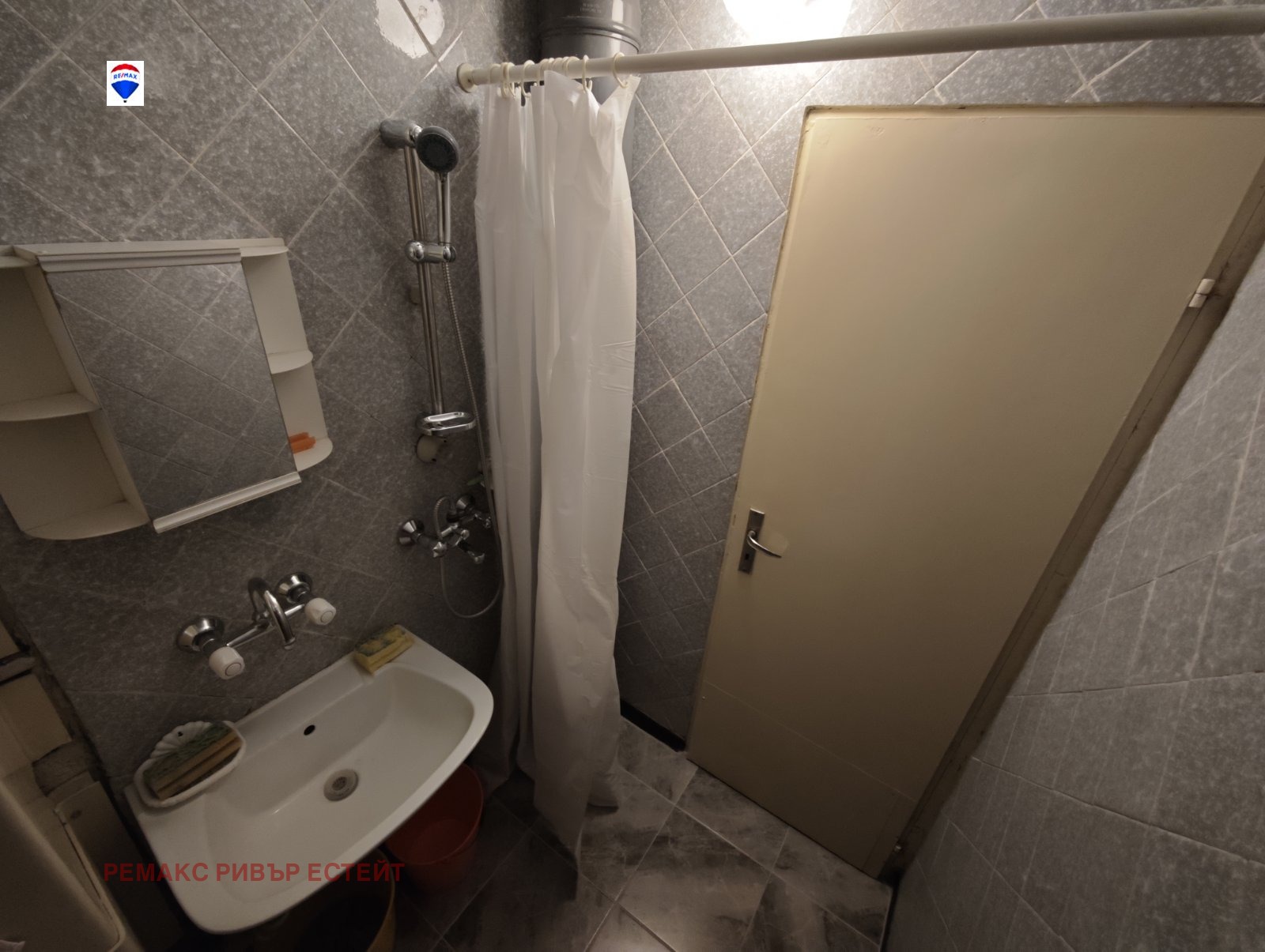 Дава под наем 1-СТАЕН, гр. Русе, Център, снимка 6 - Апартаменти - 53779589