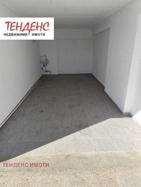 ГАРАЖ, ПАРКОМЯСТО, 22 m2