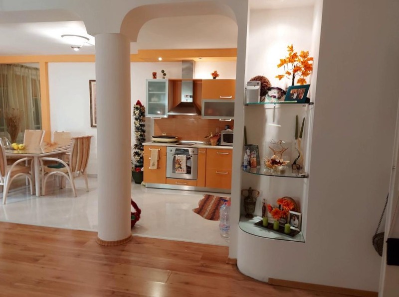 Zu vermieten  2 Schlafzimmer Sofia , Borowo , 130 qm | 92234757 - Bild [4]