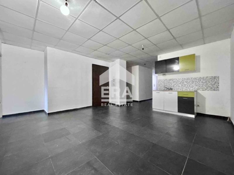 Дава под наем ОФИС, гр. София, Център