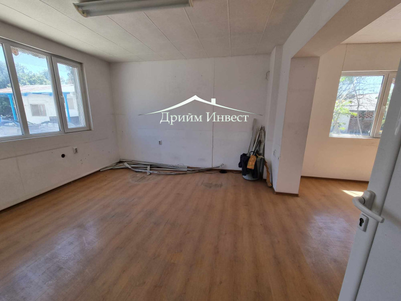 В аренду  Хранилище Пловдив , Индустриална зона - Север , 400 кв.м | 95865827 - изображение [3]