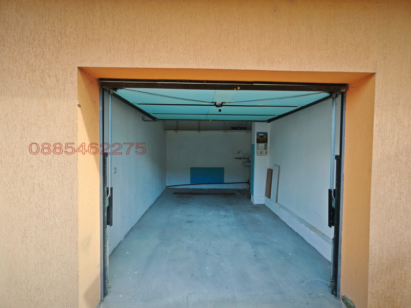 Дава под наем ГАРАЖ, ПАРКОМЯСТО, гр. Велико Търново, Картала, снимка 3 - Гаражи и паркоместа - 52992057