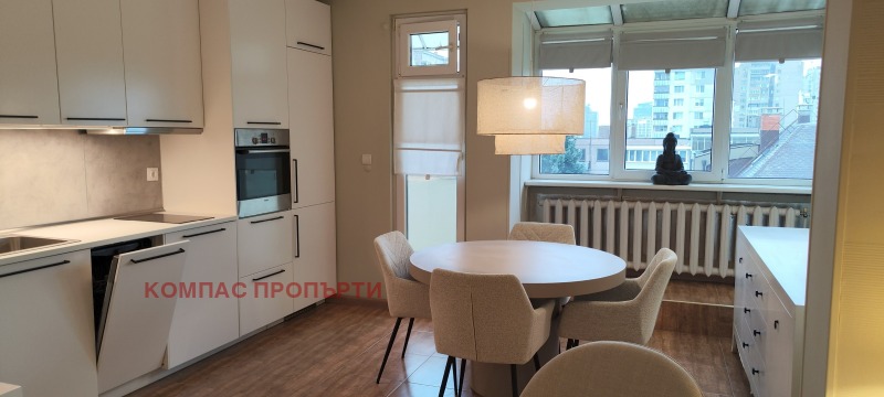 En renta  2 dormitorios Sofia , Mladost 1 , 95 metros cuadrados | 81261457