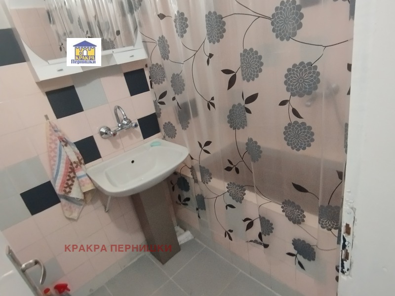 Da affittare  1 camera da letto Pernik , Tsentar , 62 mq | 91069960 - Immagine [10]