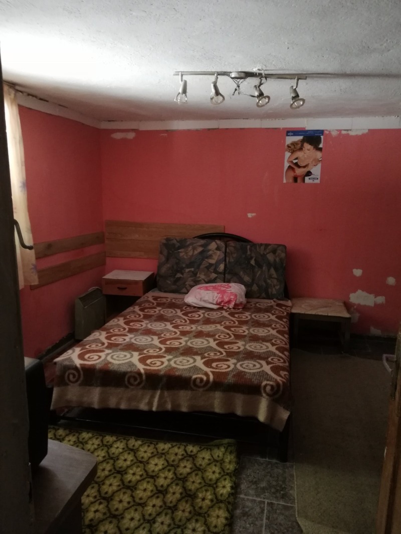 Дава под наем  Етаж от къща град Кърджали , Байкал , 50 кв.м | 72375932 - изображение [5]